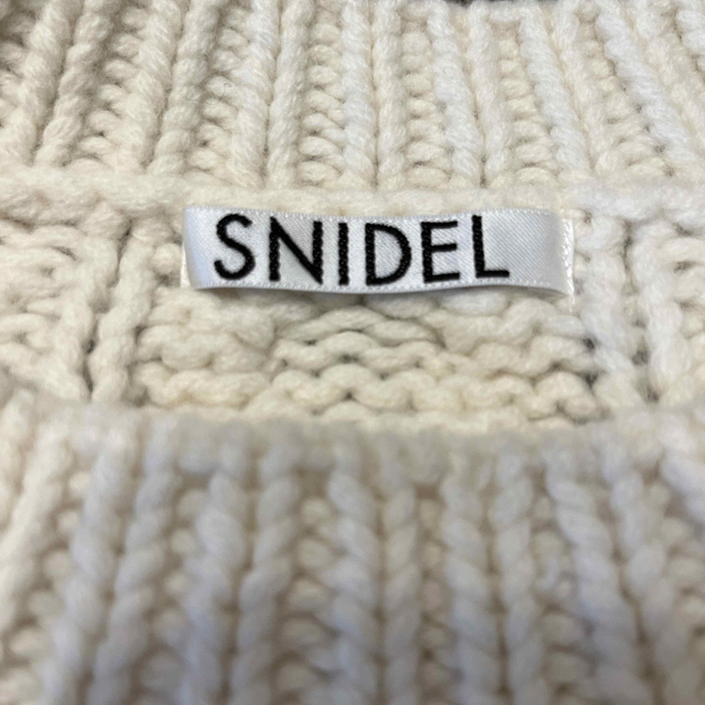 SNIDEL(スナイデル)の【未使用美品】snidel ハンドクラフトケーブルニット レディースのトップス(ニット/セーター)の商品写真