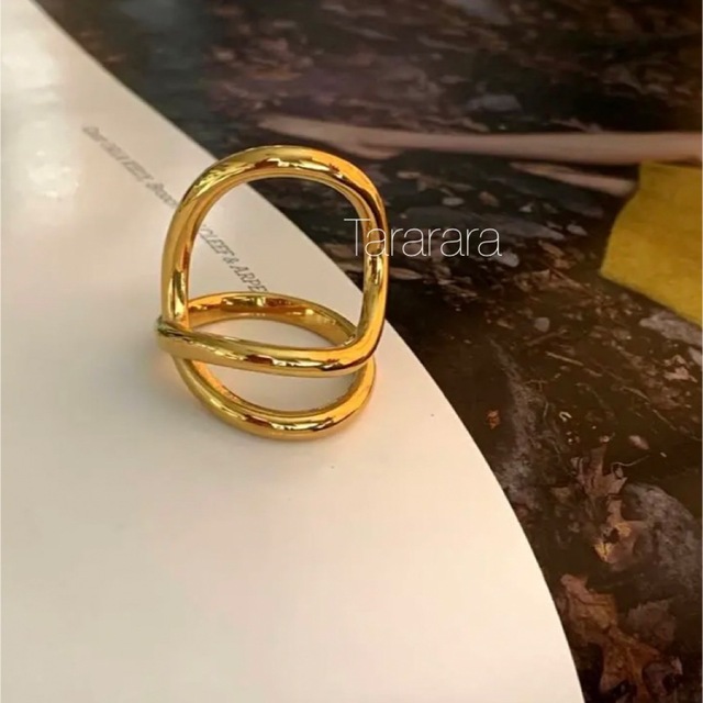 ●stainless Round twist ring●金属アレルギー対応 レディースのアクセサリー(リング(指輪))の商品写真