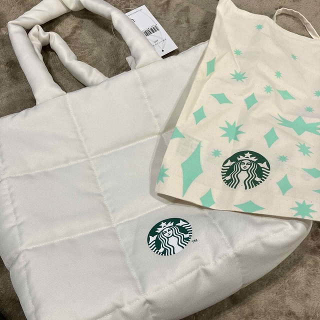 Starbucks Coffee(スターバックスコーヒー)の【大人気‼︎お値下げ】2023年　スターバックス　福袋　トートバッグ　 レディースのバッグ(トートバッグ)の商品写真