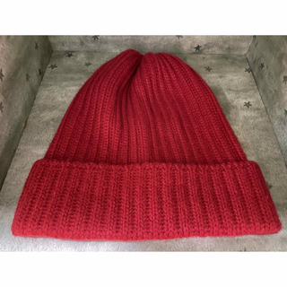 ユニクロ(UNIQLO)のUNIQLO ユニクロ HEATTECH ヒートテック ニット帽  赤　スキー(ニット帽/ビーニー)