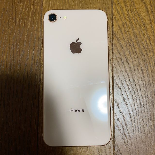 Phone8 本体 64GB ゴールド