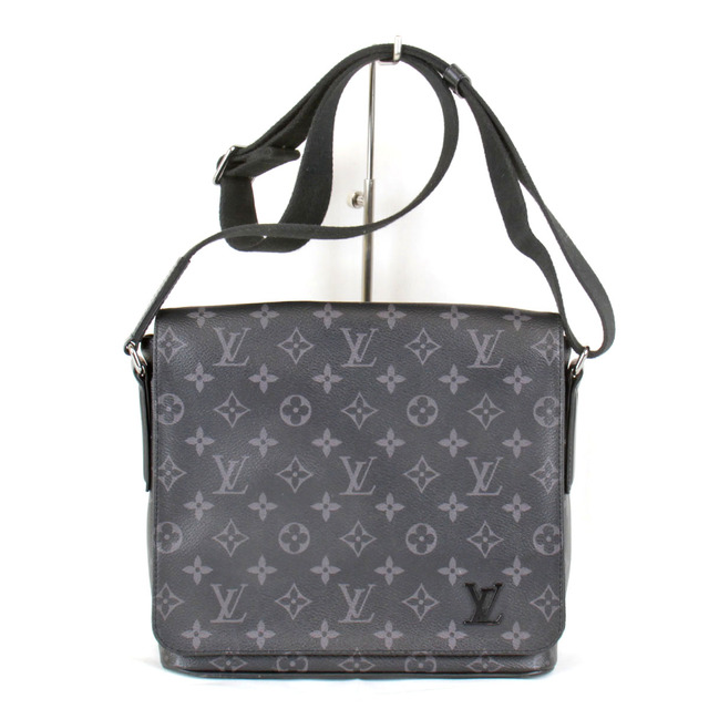 LOUIS VUITTON - 『USED』 LOUIS VUITTON ルイ・ヴィトン ディストリクトPM NV2 M44000 ショルダーバッグ モノグラムエクリプス ブラックの通販 by Brand Shop Ring ラクマ店｜ルイヴィトンならラクマ ショルダーバッグ特注製品