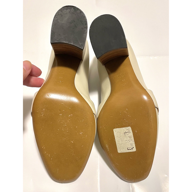 BALLY / バックル ホワイトレザー パンプス