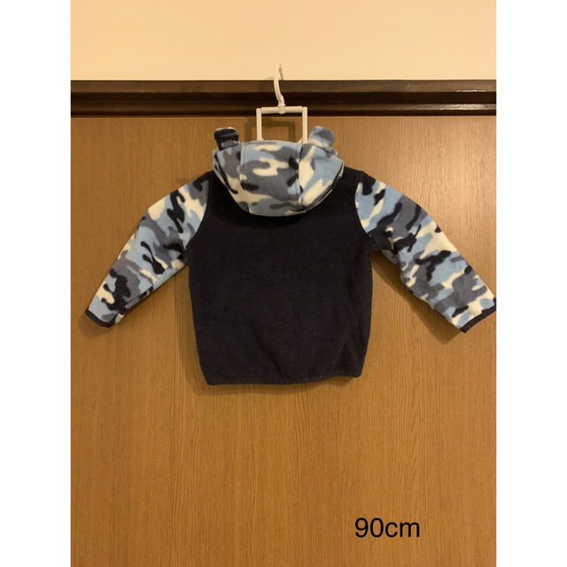 GAP(ギャップ)のGAP  迷彩　90cm くま耳　🐻 キッズ/ベビー/マタニティのキッズ服男の子用(90cm~)(ジャケット/上着)の商品写真