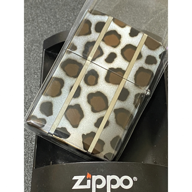 zippo 全面 ヒョウ柄 ヴィンテージ 特殊加工 希少モデル 2000年製 メンズのファッション小物(タバコグッズ)の商品写真