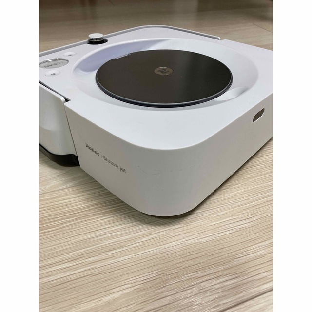 iRobot(アイロボット)の【値下げ】iRobot Braava jet m6 ブラーバジェット スマホ/家電/カメラの生活家電(掃除機)の商品写真