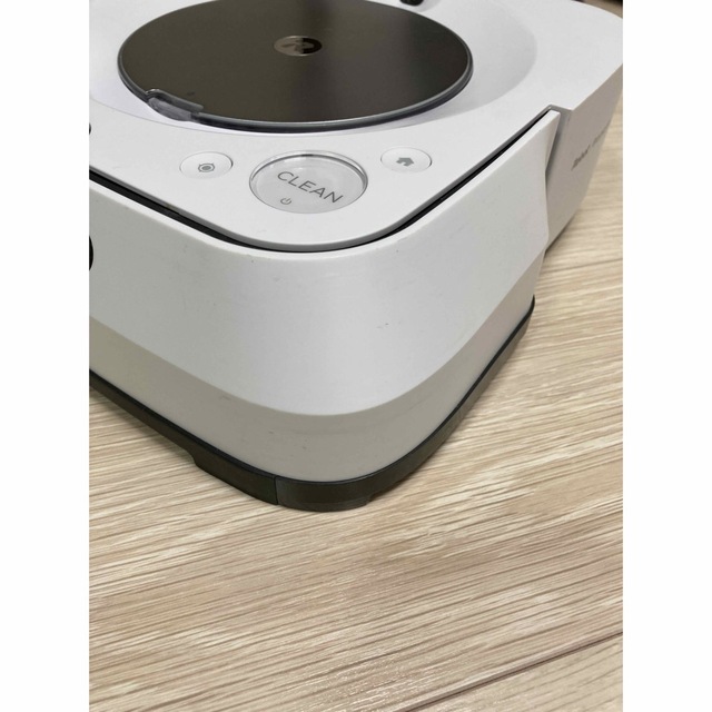 iRobot(アイロボット)の【値下げ】iRobot Braava jet m6 ブラーバジェット スマホ/家電/カメラの生活家電(掃除機)の商品写真