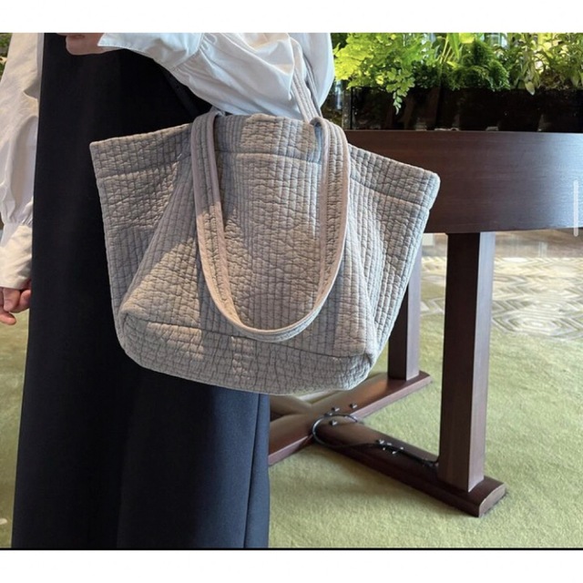 ピオヌンナル　ガーデン レディースのバッグ(トートバッグ)の商品写真