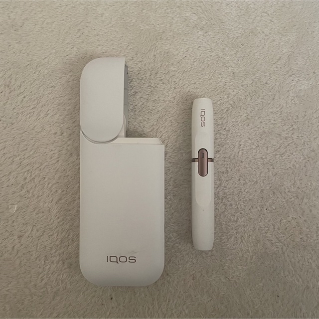 IQOS(アイコス)のIQOS 2.4 PLUS ホワイト メンズのファッション小物(タバコグッズ)の商品写真