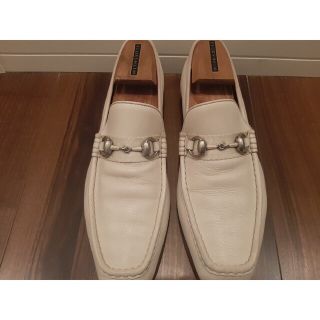 グッチ ローファー(ホワイト/白色系)の通販 100点以上 | Gucciを買う ...