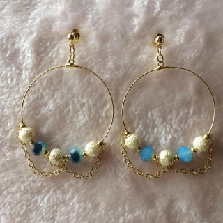 ピアス(ピアス)