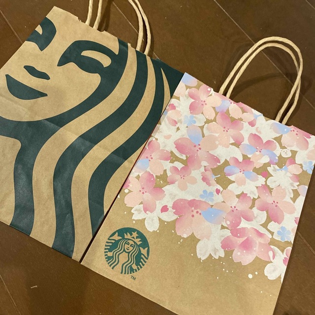 Starbucks Coffee(スターバックスコーヒー)のさくらあり！スターバックスのショップバッグ（10枚） レディースのバッグ(ショップ袋)の商品写真