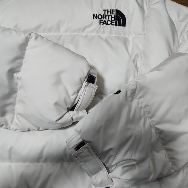 THE NORTH FACE(ザノースフェイス)のノースフェイス⭐ホワイト⭐ダウン⭐600⭐希少 レディースのジャケット/アウター(ダウンジャケット)の商品写真