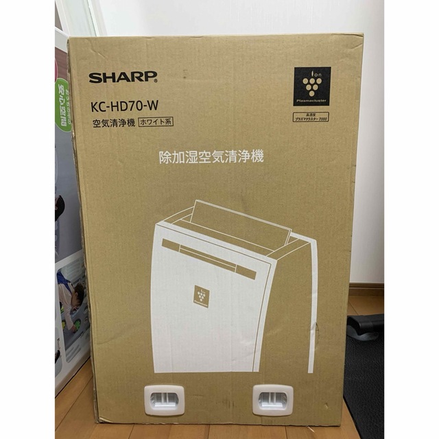 SHARP(シャープ)のSHARP 除加湿空気清浄機　KC-HD70-W (ホワイト系) スマホ/家電/カメラの生活家電(空気清浄器)の商品写真
