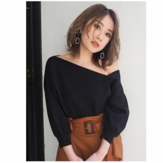 ムルーア(MURUA)の❤️新品　MURUA イレギュラーネックプルオーバー ブラック❤️(Tシャツ(長袖/七分))