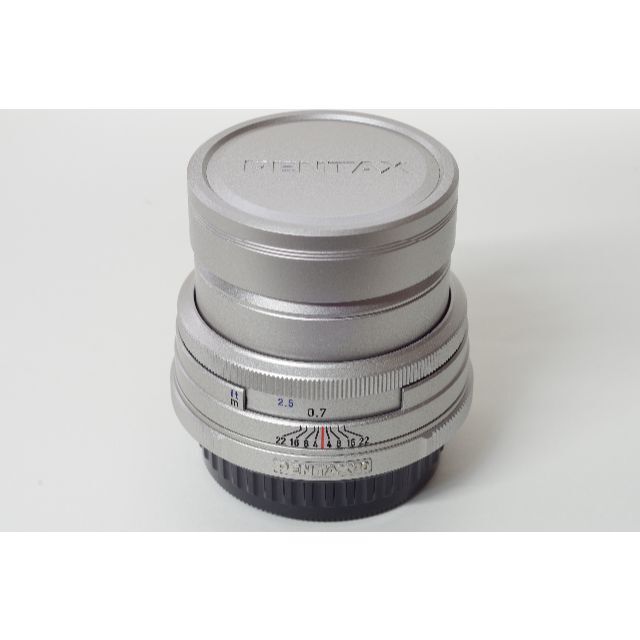 Pentax DA70mm F2.4 Limited Silver