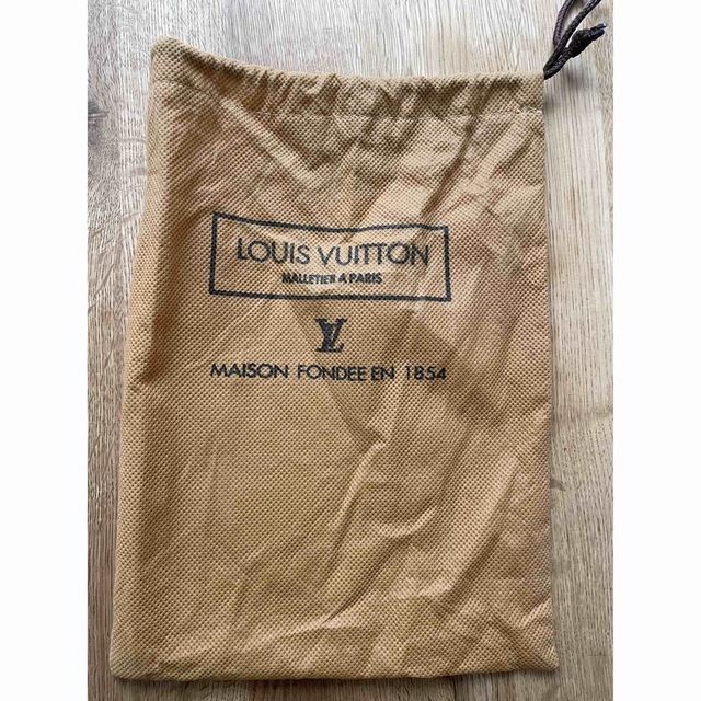 LOUIS VUITTON(ルイヴィトン)のルイ ヴィトン 空箱 不織布・リボン付き レディースのバッグ(ショップ袋)の商品写真
