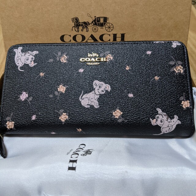 COACH(コーチ)のCOACH  長財布　ディズニーコラボ　101匹わんちゃん レディースのファッション小物(財布)の商品写真