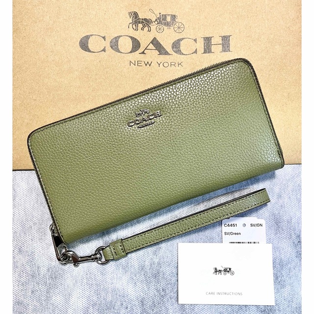 COACH コーチ　ストラップ付き　長財布　モスグリーン