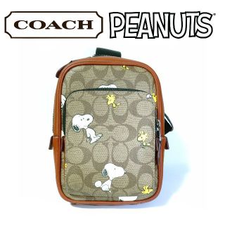 コーチ(COACH)のコーチ スヌーピー ボディバッグ コラボ シグネチャー COACH(ボディーバッグ)