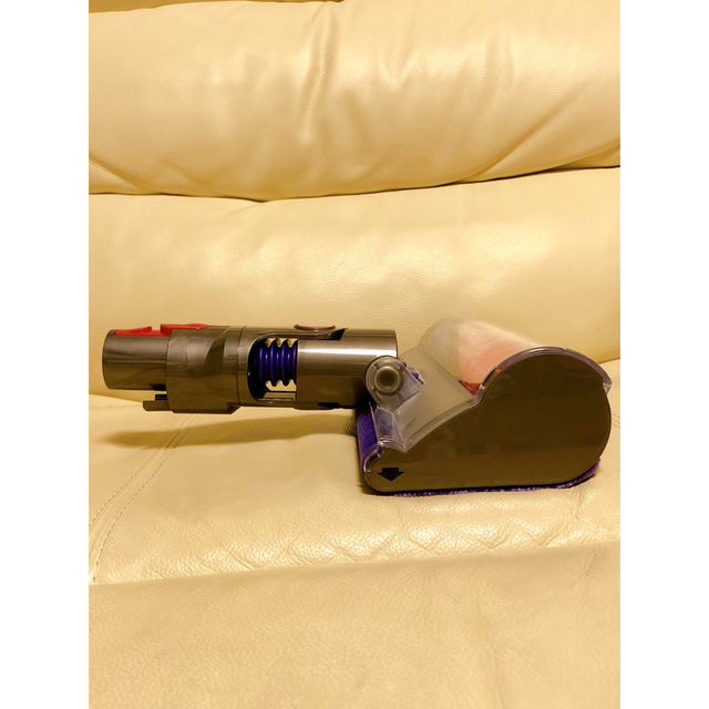 Dyson(ダイソン)のDyson ダイソン 純正 ソフトローラークリーナーヘッド 112232-12 スマホ/家電/カメラの生活家電(掃除機)の商品写真