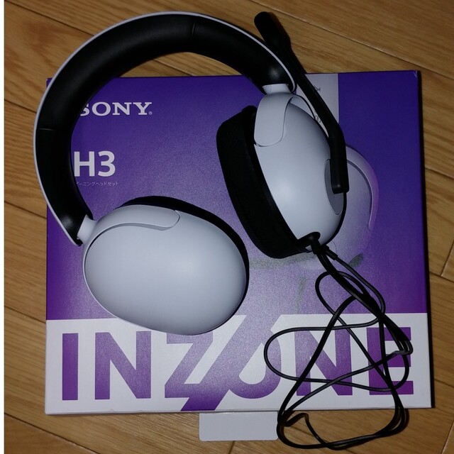 SONY(ソニー)のSONY INZONE H3 ゲーミングヘッドセット スマホ/家電/カメラのオーディオ機器(ヘッドフォン/イヤフォン)の商品写真
