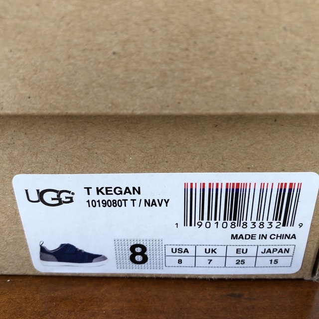 UGG(アグ)のUGG スニーカー　15cm キッズ/ベビー/マタニティのキッズ靴/シューズ(15cm~)(スニーカー)の商品写真