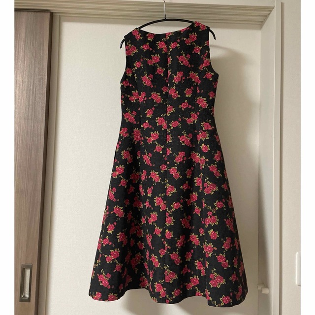 サマーセール35%オフ 【美品】エムズグレーシー♡薔薇花柄 チャーム