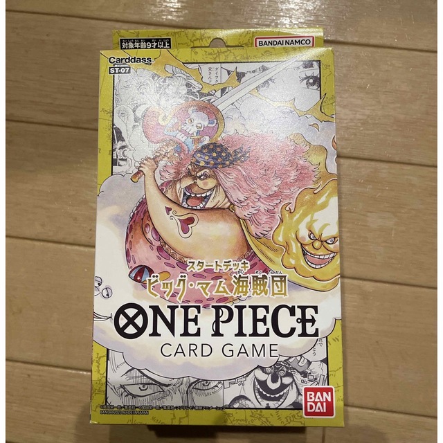 ONE PIECE(ワンピース)のワンピースカードゲーム　ビックマム海賊団　スタートデッキ エンタメ/ホビーのトレーディングカード(Box/デッキ/パック)の商品写真