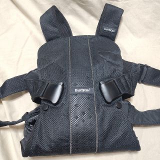 ベビービョルン(BABYBJORN)の美品✨ベビービョルン ONE AIR ワン エアー メッシュ 黒 抱っこ紐(抱っこひも/おんぶひも)