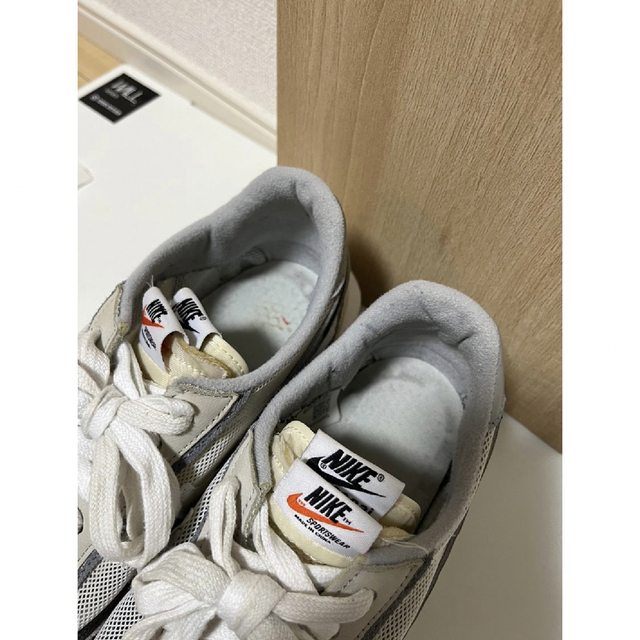 sacai(サカイ)のsacai × NIKE LDV WAFFLE WHITE 27.5 メンズの靴/シューズ(スニーカー)の商品写真