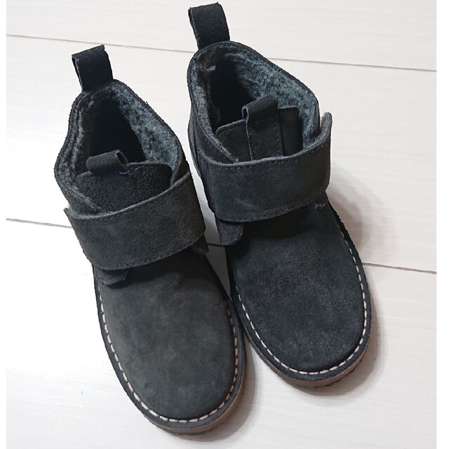 ZARA KIDS(ザラキッズ)のZARAキッズ ブーツ 17.5cm キッズ/ベビー/マタニティのキッズ靴/シューズ(15cm~)(ブーツ)の商品写真