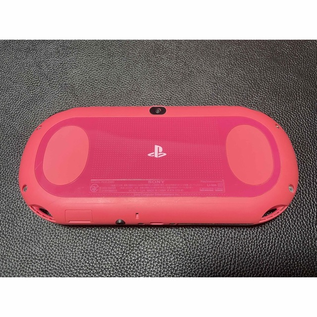 PlayStation Vita(プレイステーションヴィータ)のPS  VITA pch-2000 エンタメ/ホビーのゲームソフト/ゲーム機本体(携帯用ゲーム機本体)の商品写真