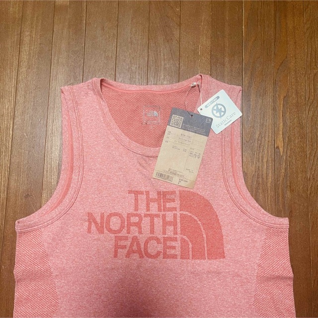 THE NORTH FACE(ザノースフェイス)のThe north face 未使用品レディース(S)タンクトップ レディースのトップス(タンクトップ)の商品写真