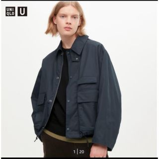 ユニクロ(UNIQLO)のUNIQLO ユーティリティショートブルゾン　ブルー(ブルゾン)