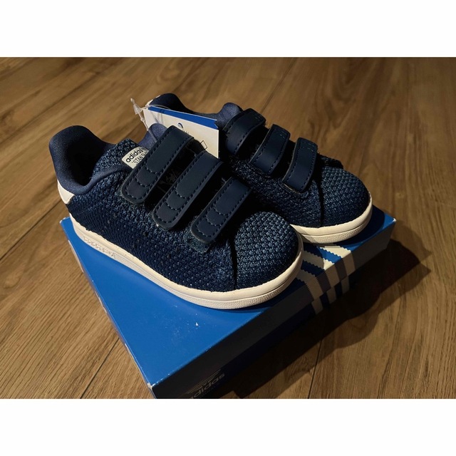 adidas(アディダス)のアディダス　スタンスミス　13.5cm キッズ/ベビー/マタニティのベビー靴/シューズ(~14cm)(スニーカー)の商品写真