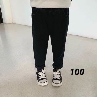 キッズ　パンツ　ブラック　100　長ズボン　子供服(パンツ/スパッツ)