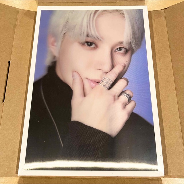 DICON ジョンウ 写真集 NCT127 DFESTA トレカ 新品 未開封 エンタメ/ホビーのタレントグッズ(アイドルグッズ)の商品写真