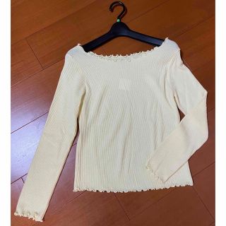 イング(INGNI)の新品☆イング　パステルイエロートップス(Tシャツ(長袖/七分))