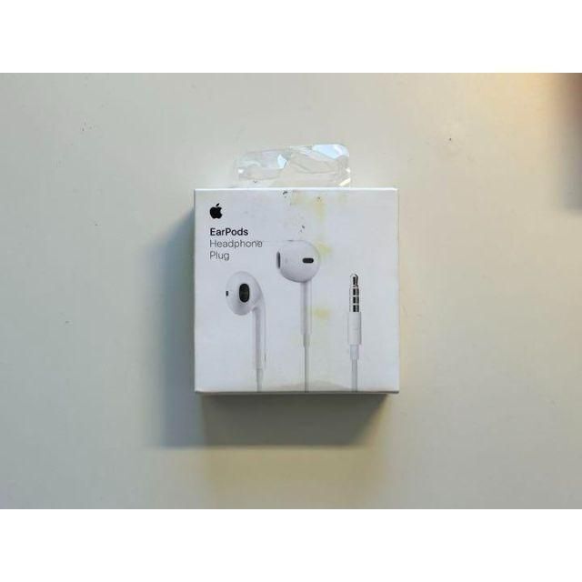 Apple(アップル)の【中古】純正EarPods with 3.5 mm Headphone Plug スマホ/家電/カメラのスマホアクセサリー(iPhoneケース)の商品写真