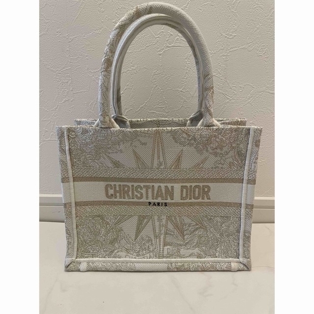 65%OFF【送料無料】 Christian Dior - 【専用】Dior  book toteブックトート ホワイト トートバッグ