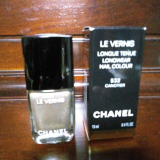 シャネル(CHANEL)のシャネル532番　マニキア　ゴールド(マニキュア)