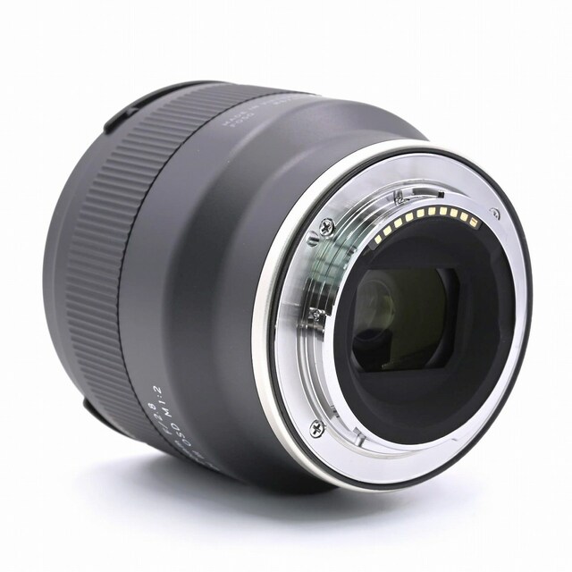 TAMRON(タムロン)のTAMRON 20mm F2.8 Di III OSD F050 スマホ/家電/カメラのカメラ(レンズ(単焦点))の商品写真