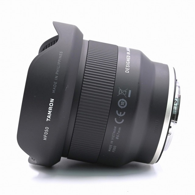 TAMRON(タムロン)のTAMRON 20mm F2.8 Di III OSD F050 スマホ/家電/カメラのカメラ(レンズ(単焦点))の商品写真