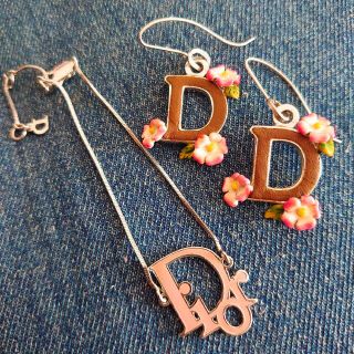 ディオール(Christian Dior) ピアス(ピンク/桃色系)の通販 91点