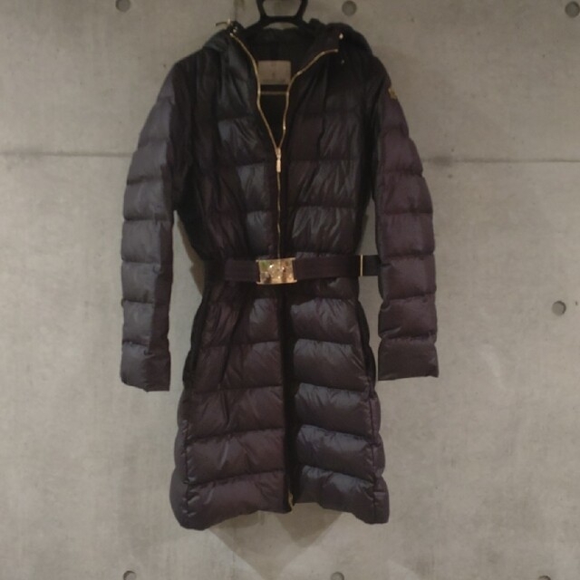 MONCLER(モンクレール)のモンクレール ダウン レディースのジャケット/アウター(ダウンコート)の商品写真