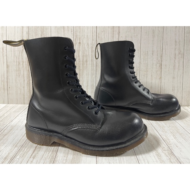 Dr.Martens(ドクターマーチン)のレアモデル　ドクターマーチン☆☆イングランド☆☆スチールトゥ１０ホール メンズの靴/シューズ(ブーツ)の商品写真