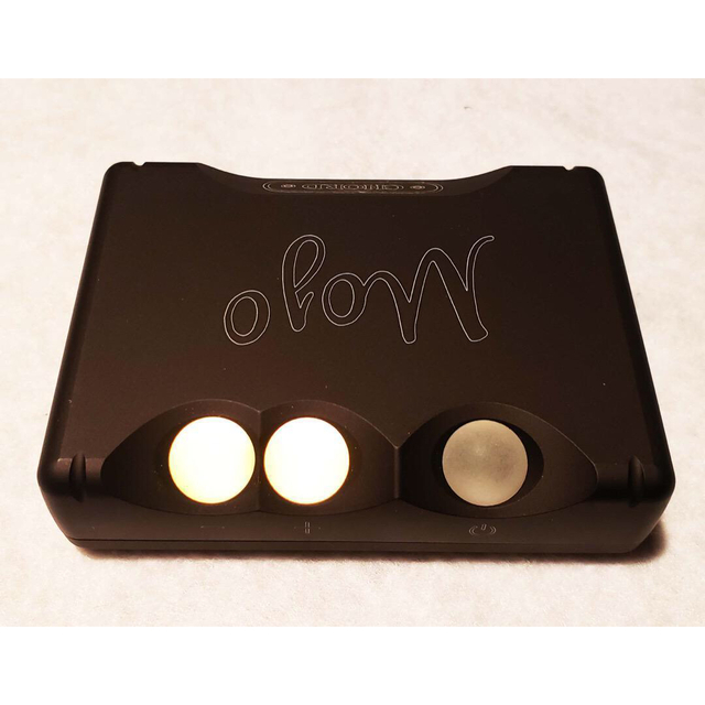 CHORD Mojo + アクセサリーパック + 純正 & Dignisケース付 CHORD Mojo + アクセサリーパック + 純正 & Dignisケース付