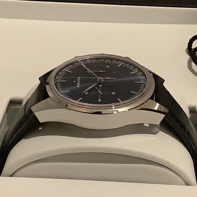 ZENITH(ゼニス)のねこのすけさま専用　ゼニス クロノマスター ヘリテージ 146 ブルー文字盤 メンズの時計(腕時計(アナログ))の商品写真