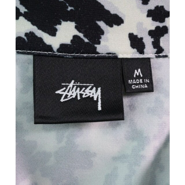 STUSSY(ステューシー)のSTUSSY ステューシー カジュアルシャツ M グレーx黒(総柄) 【古着】【中古】 レディースのトップス(シャツ/ブラウス(長袖/七分))の商品写真